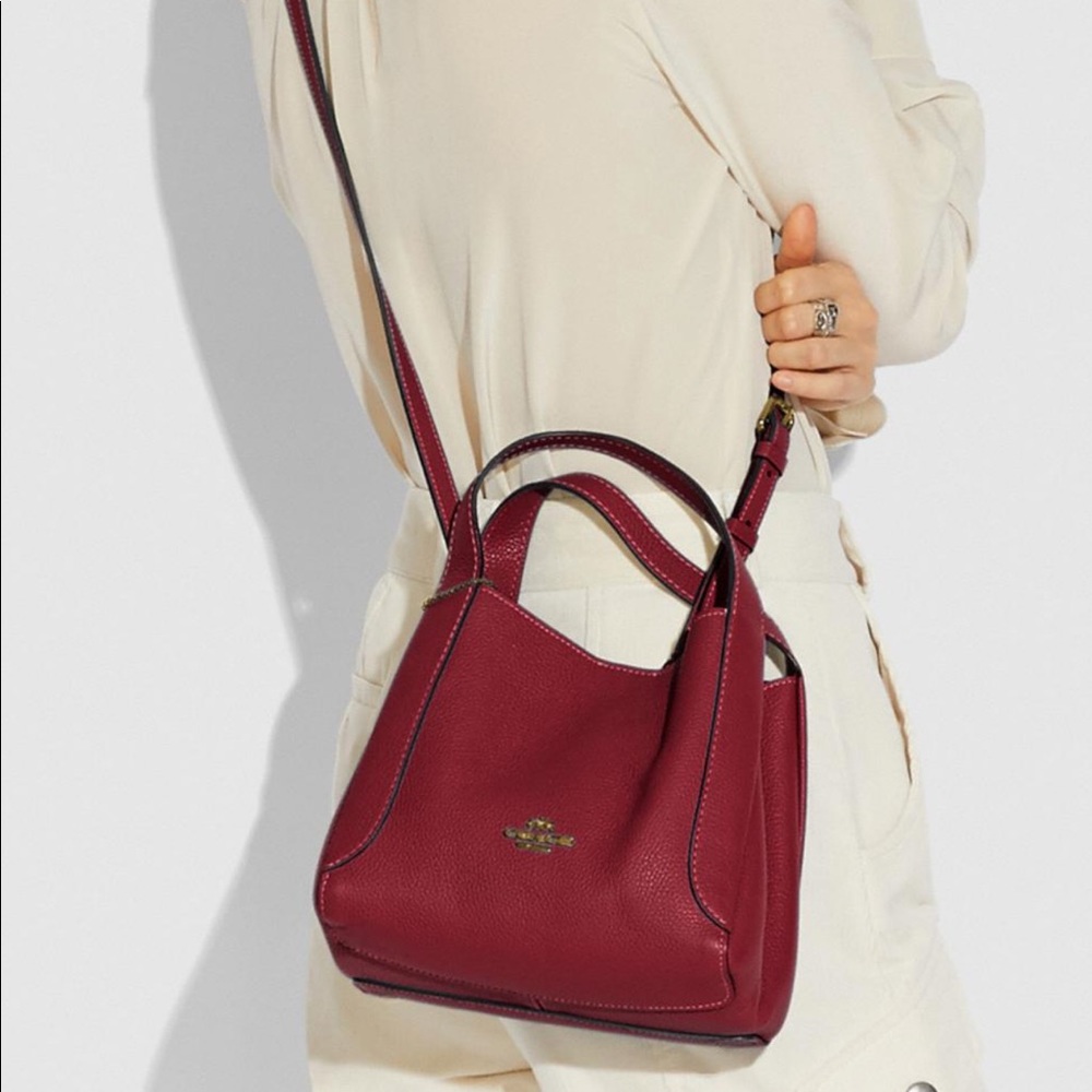 COACH HADLEY HOBO 21 DEEP RED